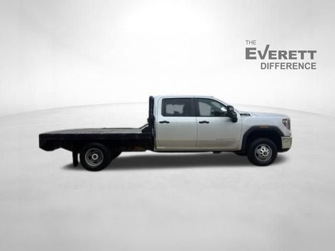 Used 2023 GMC Sierra 3500 Pro w/ Convenience Package AWD/4WD image 8
