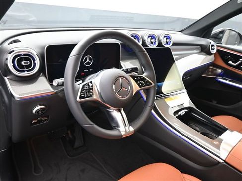 New 2026 Mercedes-Benz GLC 300 image 28