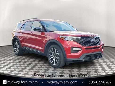 Certified 2023 Ford Explorer ST-Line w/ Class IV Trailer Tow Package image 1