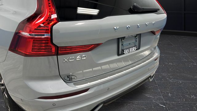 Used 2025 Volvo XC60 B5 Ultra w/ Protection Package Premier AWD/4WD image 39