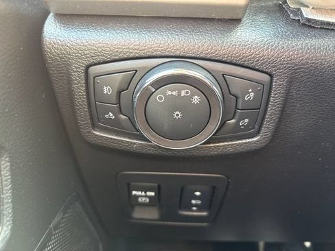 Used 2018 Ford F150 Lariat w/ Trailer Tow Package AWD/4WD image 29