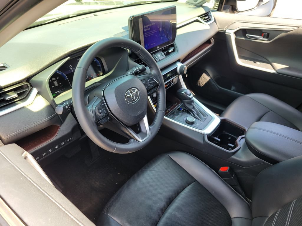 Used 2024 Toyota RAV4 Limited AWD/4WD image 3