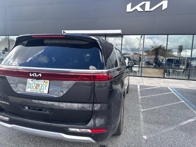 Used 2024 Kia Carnival LX FWD image 24