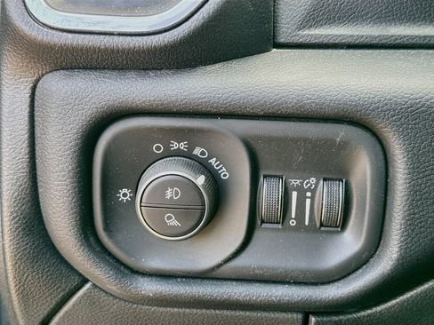 Used 2025 RAM 2500 Laramie w/ Night Edition AWD/4WD image 20
