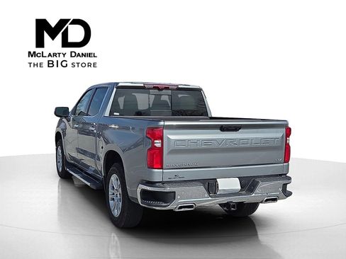 Used 2025 Chevrolet Silverado 1500 LTZ image 4