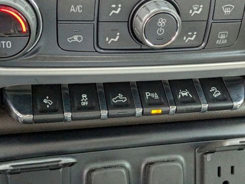 Used 2018 GMC Sierra 1500 SLT image 24