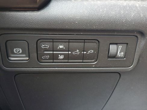 New 2025 GMC Hummer EV 2X image 31