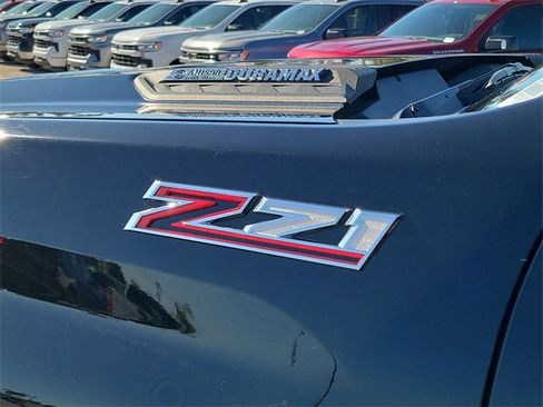 Certified 2025 Chevrolet Silverado 2500 LT w/ All Star Edition image 8