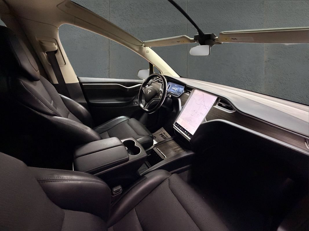 Used 2016 Tesla Model X 75D AWD/4WD image 21