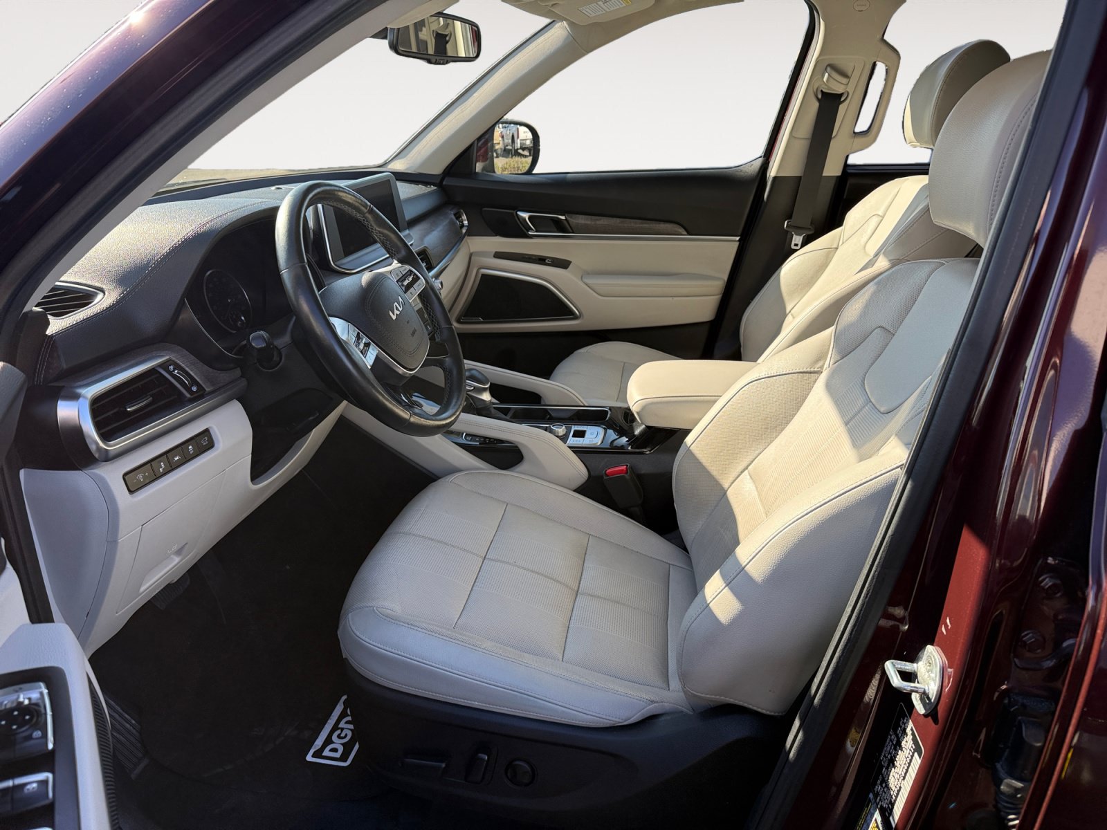 Used 2022 Kia Telluride EX w/ Towing Package AWD/4WD image 10