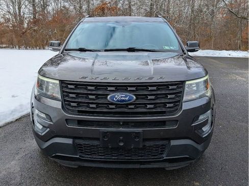 Used 2017 Ford Explorer Sport w/ Equipment Group 401A image 2