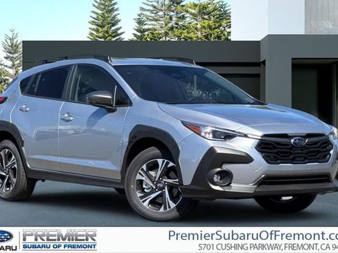 New 2025 Subaru Crosstrek 2.0i Premium image 1