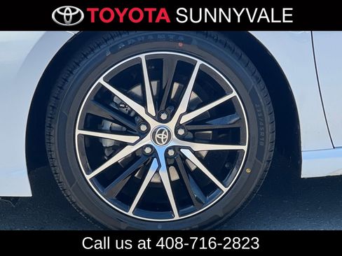 Used 2022 Toyota Camry SE FWD image 13