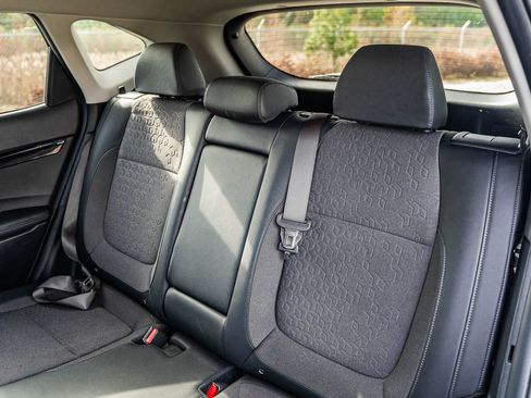 Used 2024 Kia Seltos S image 18