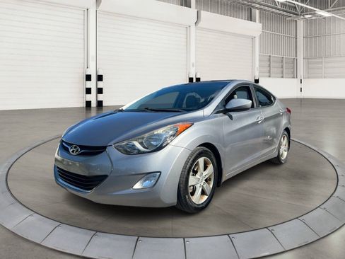 Used 2013 Hyundai Elantra GLS w/ Preferred Pkg FWD image 7