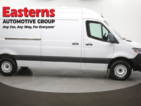 Used 2020 Mercedes-Benz Sprinter 2500 w/ Driver Convenience Package image 44