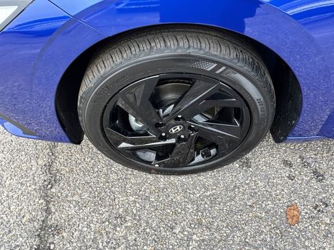 New 2026 Hyundai Elantra Sport FWD image 21