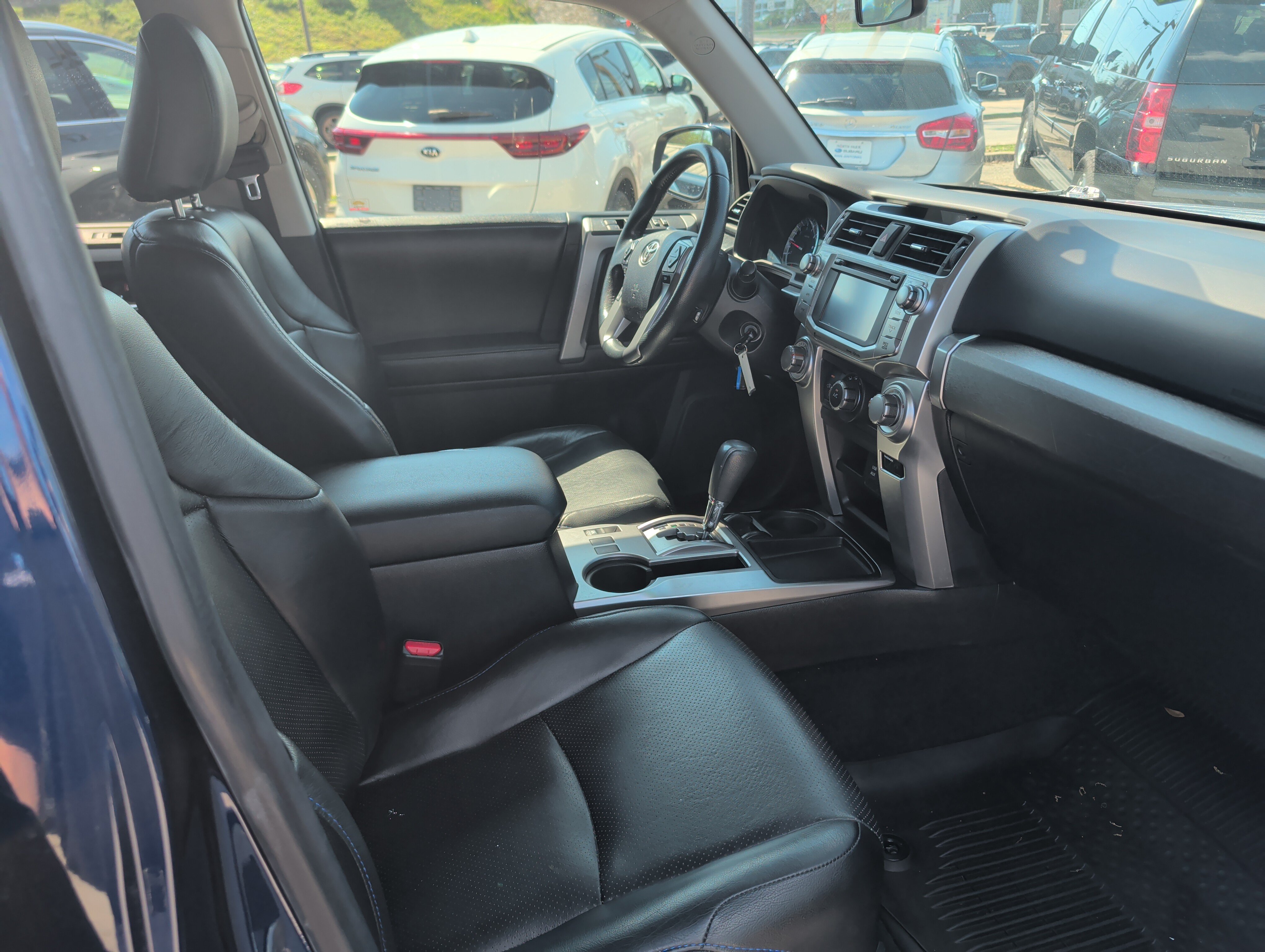 Used 2016 Toyota 4Runner SR5 RWD image 29