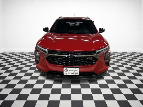 New 2026 Chevrolet Trax RS w/ Sunroof Package image 3