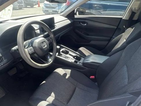 Used 2023 Honda Accord LX image 5