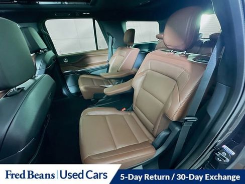 Certified 2025 Lincoln Navigator Reserve image 27