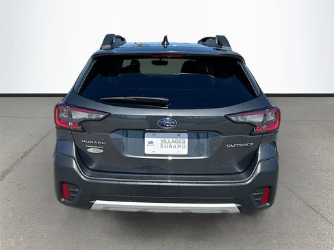 Used 2020 Subaru Outback Limited AWD/4WD image 6