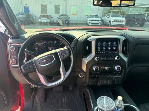 Used 2021 GMC Sierra 1500 SLT w/ SLT Premium Plus Package AWD/4WD image 8