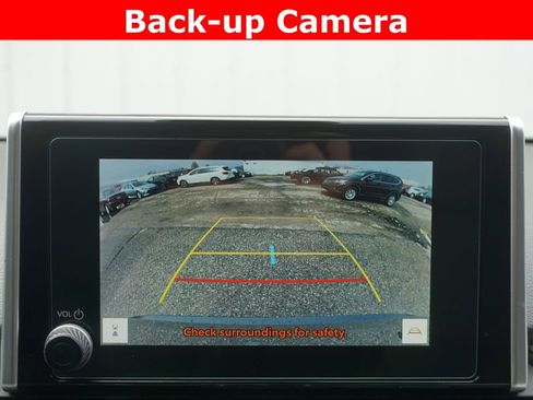 Used 2024 Toyota RAV4 XLE Premium image 9