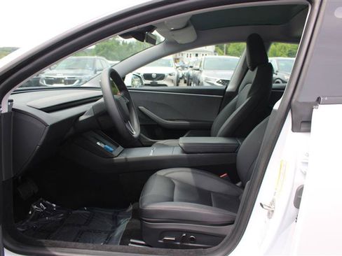 Used 2024 Tesla Model 3 Long Range RWD image 10