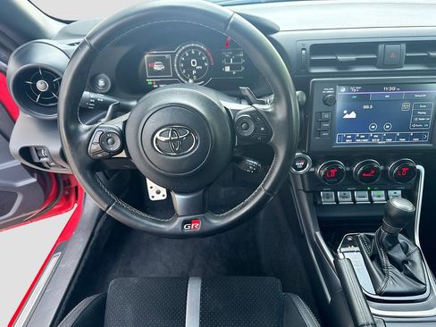 Used 2023 Toyota GR86 Premium image 21