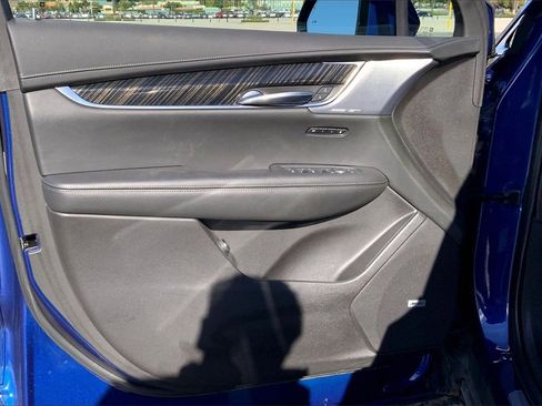 Certified 2023 Cadillac XT6 Premium Luxury image 21
