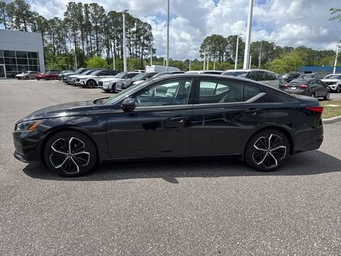 Used 2024 Nissan Altima 2.5 SR image 9