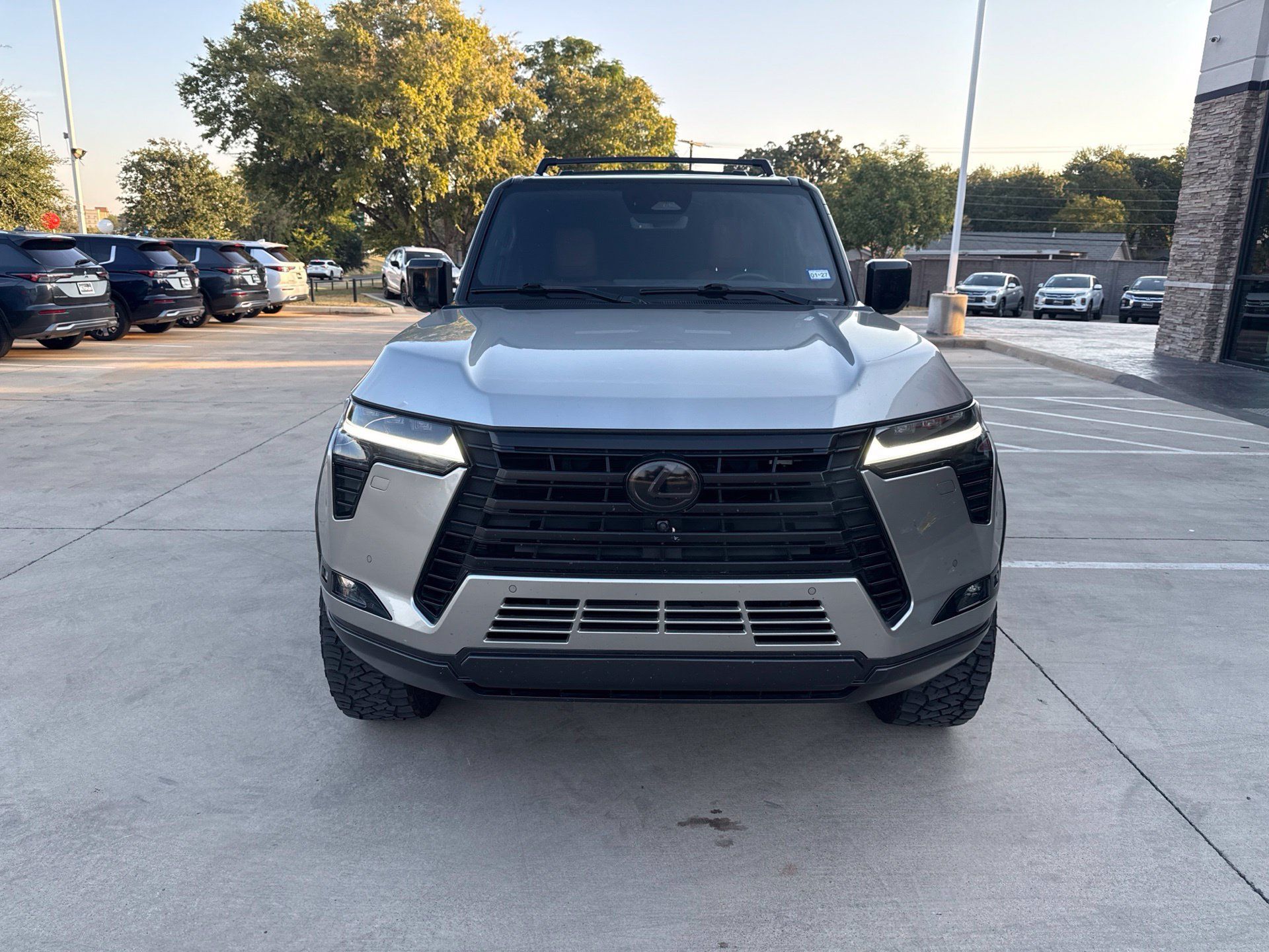 Used 2024 Lexus GX 550 w/ Accessory Package (Z1) AWD/4WD image 2