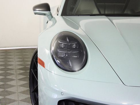Used 2025 Porsche 911 Carrera 4 GTS image 11