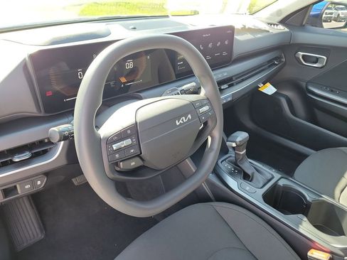 New 2026 Kia K4 FWD image 21