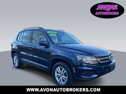 Used 2016 Volkswagen Tiguan SE image 1