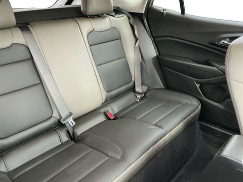 Used 2024 Chevrolet Trax ACTIV image 18