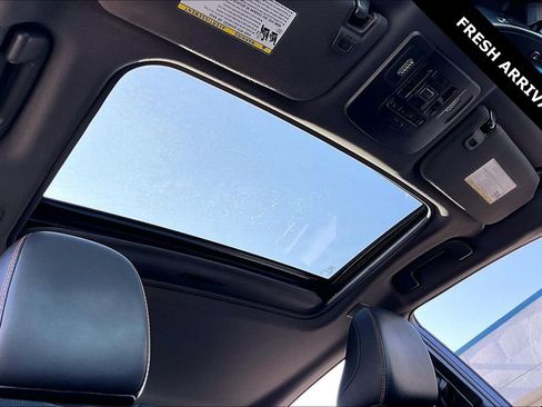 Used 2019 Toyota Avalon Touring w/ Advanced Safety Package image 26