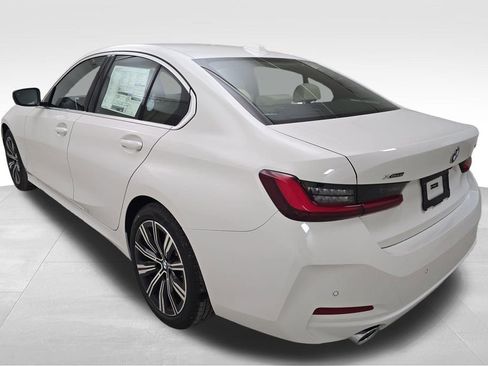 New 2026 BMW 330i xDrive Sedan AWD/4WD image 7