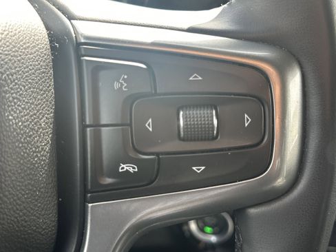 Used 2025 Chevrolet Silverado 1500 LT image 25