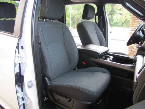Used 2025 RAM 2500 Big Horn AWD/4WD image 14