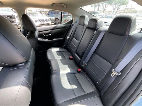 Certified 2025 Nissan Sentra SR w/ SR Premium Package image 20