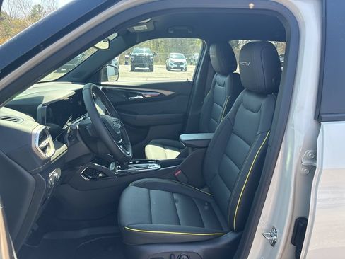 New 2026 Chevrolet TrailBlazer ACTIV w/ Convenience Package FWD image 9