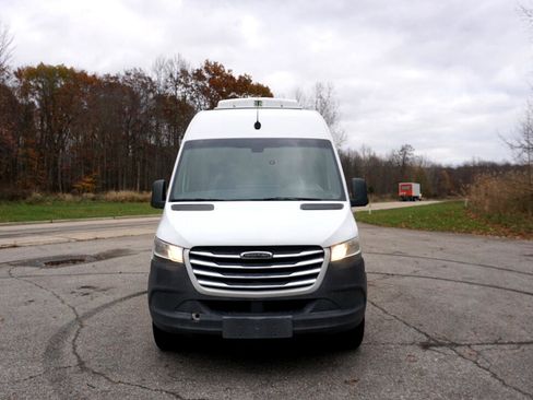 Used 2019 Freightliner Sprinter 170 image 8