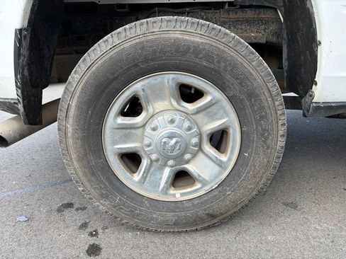 Used 2021 RAM 2500 Big Horn AWD/4WD image 4