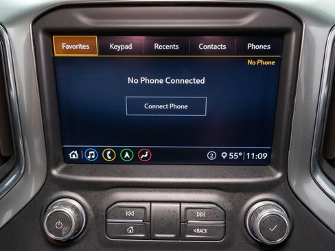 Used 2020 Chevrolet Silverado 2500 LTZ w/ Technology Package image 24