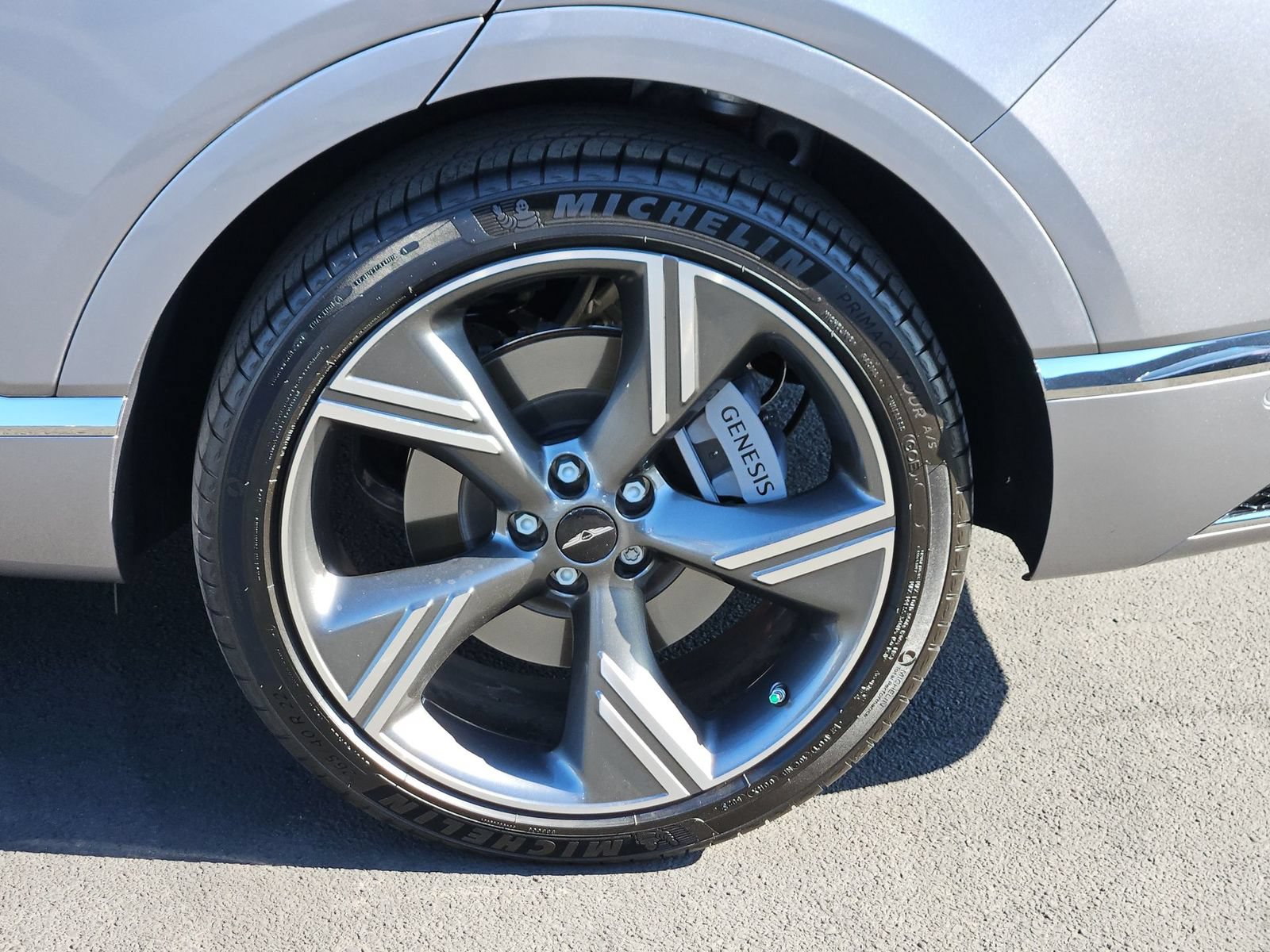 Certified 2025 Genesis GV80 3.5T Prestige AWD/4WD image 12