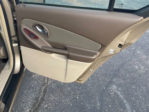 Used 2006 Chevrolet Malibu LT FWD image 18