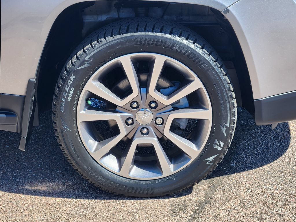 Used 2017 Jeep Compass High Altitude FWD image 29