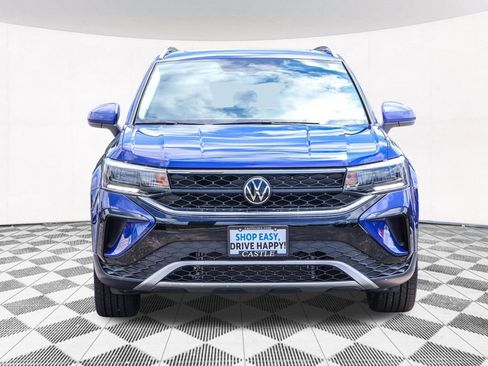 Certified 2023 Volkswagen Taos SE w/ Panoramic Sunroof Package AWD/4WD image 10